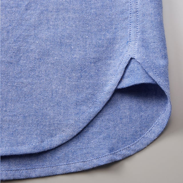 【クラＴキタカミ】オックスフォード ボタンダウン ロングスリーブシャツ：ほつれを防ぐ裾ガゼット
